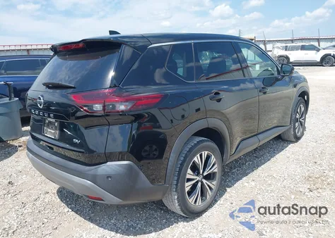 2021 Nissan Rogue Sv Fwd z USA, uszkodzony, nr VIN 5N1AT3BA4MC733669